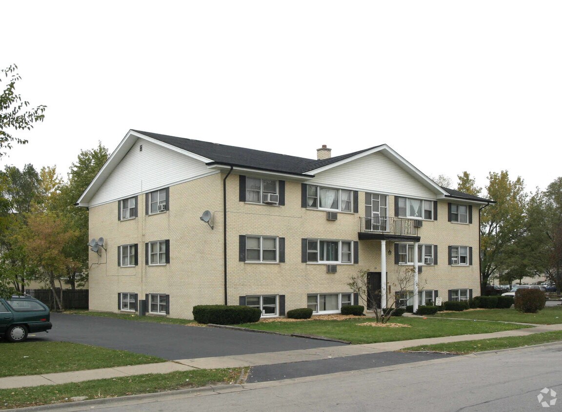 Primary Photo - 320 W Dale Dr