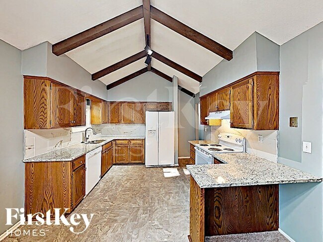Foto del edificio - 5906 NW Walnut Creek Dr