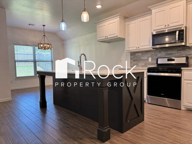 Foto del edificio - Beautiful 3 Bedroom Home in Azalea Farms in Noble