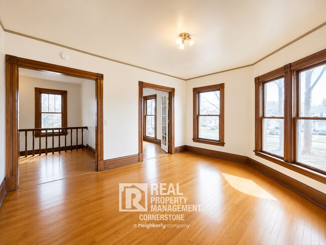 Foto del edificio - 808 W Kalamazoo Ave