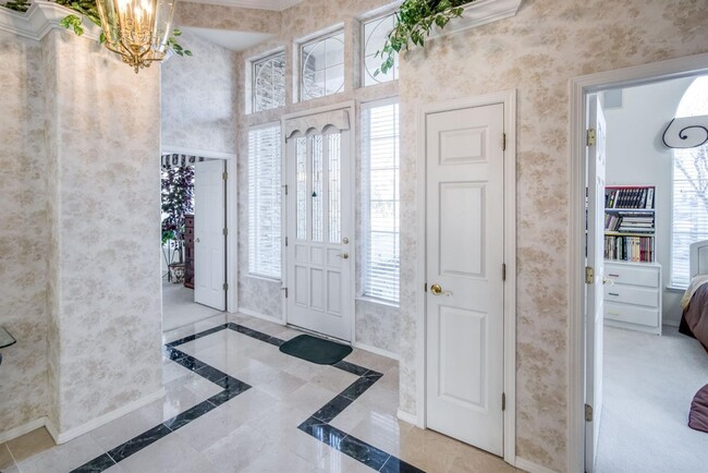 Foto del edificio - 939 E Mill Creek Dr
