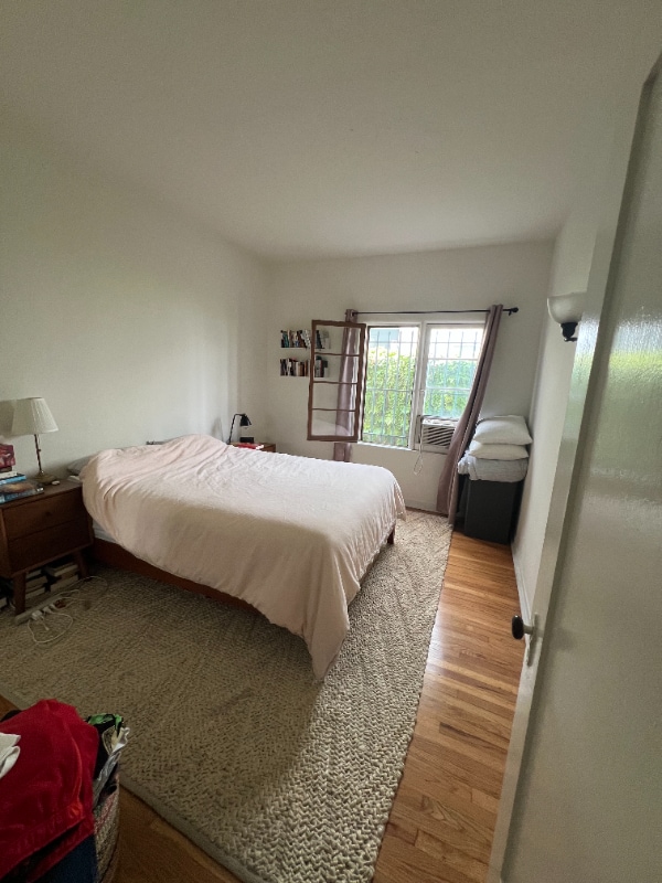 Foto del edificio - 8400 Blackburn Ave