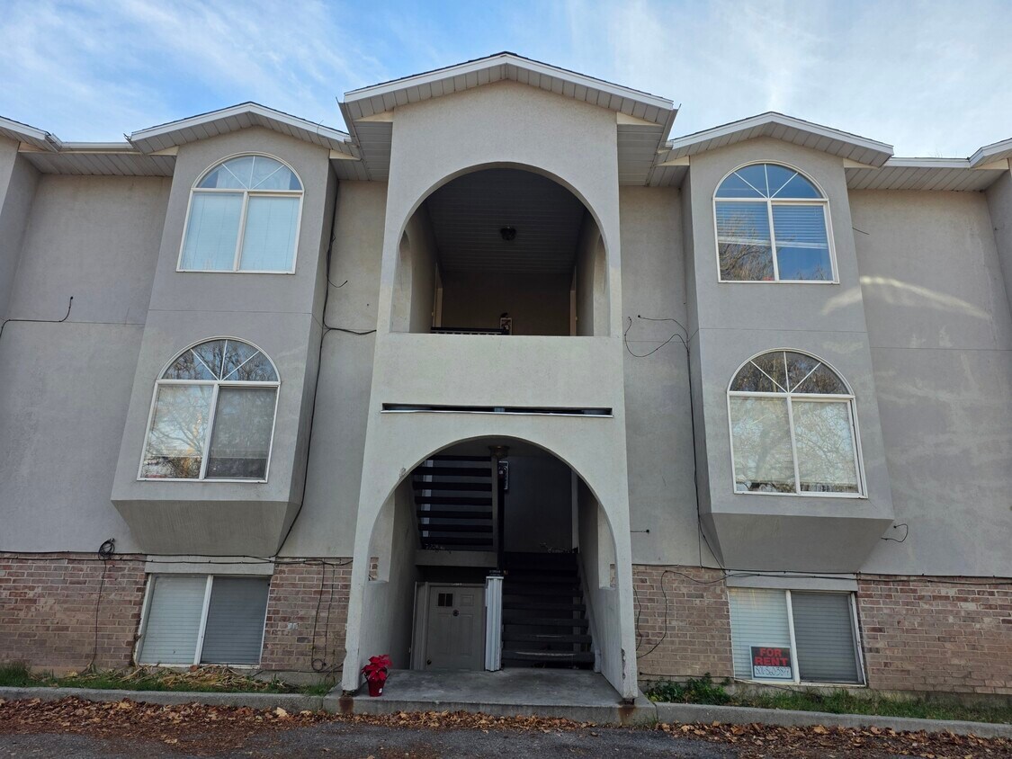 Photo - 3320 S 1570 E (Salt Lake City, UT)