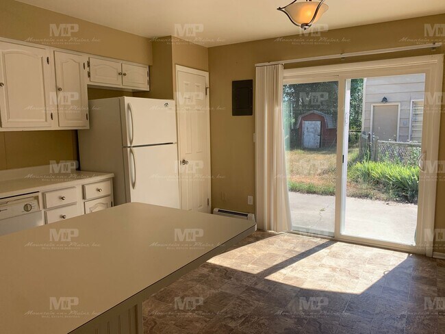 Foto del edificio - 1782 N Overland Trail