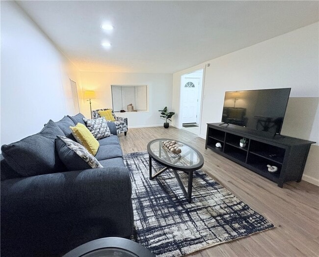 Building Photo - 3 Edyth St