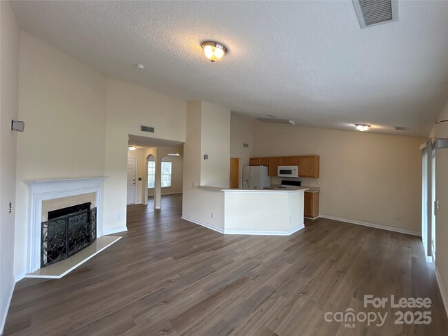 Foto del edificio - 13340 Arbor Meadows Ct