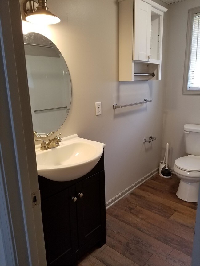 Foto del edificio - 106 Cedar Ln