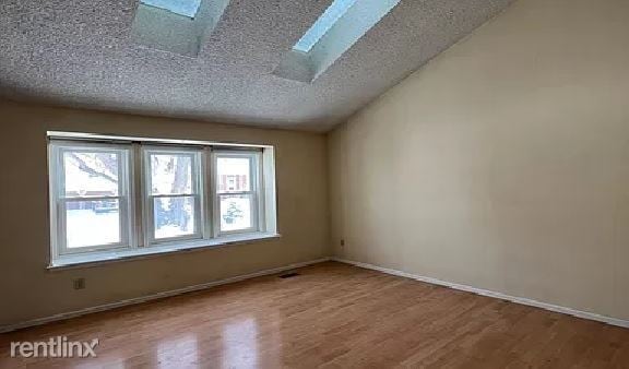 Building Photo - 3 br, 2 bath House - 3615 Silvertip Pl