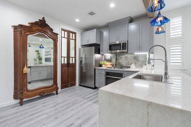 Foto del edificio - 1116 Nadine St