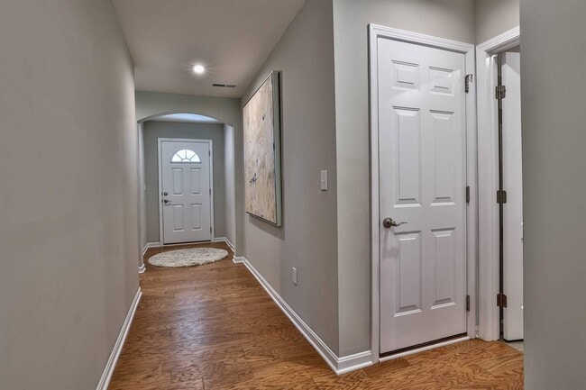 Building Photo - 2321 Slaney Ln