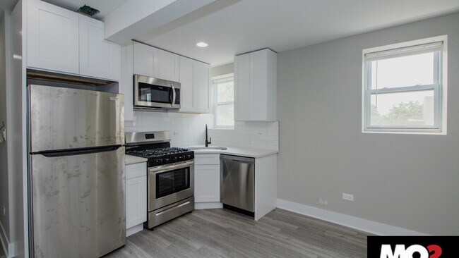 Building Photo - 1425 N Campbell Ave