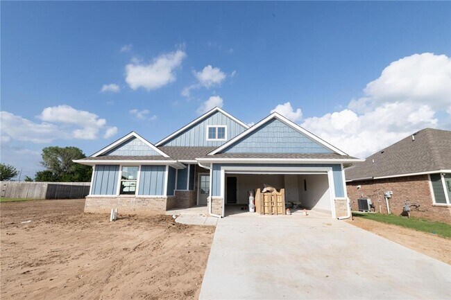 Foto del edificio - Brand New Home + Norman Schools + 3 Bedrooms + Storm Shelter