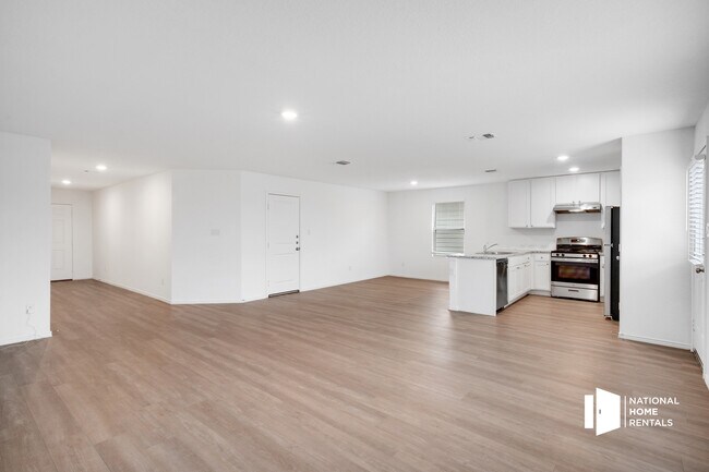 Foto del edificio - 6630 Willow Lndg