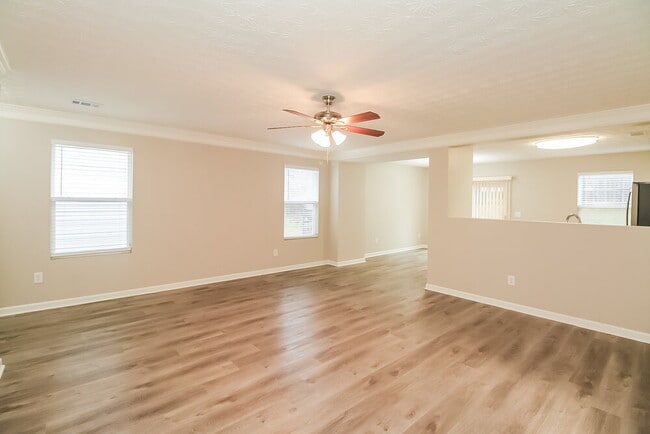 Building Photo - 5616 Sable Way