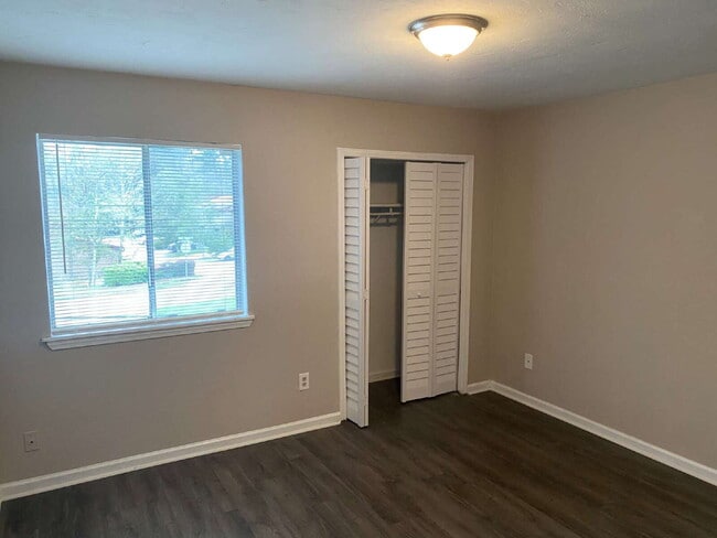 Photo - Two Bedroom Apartment on Blairstone Road