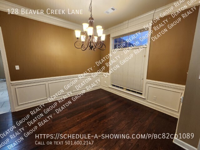 Foto del edificio - 128 Beaver Creek Ln