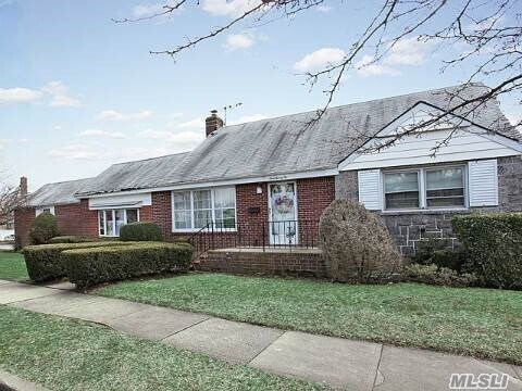 Primary Photo - 122 Prospect St