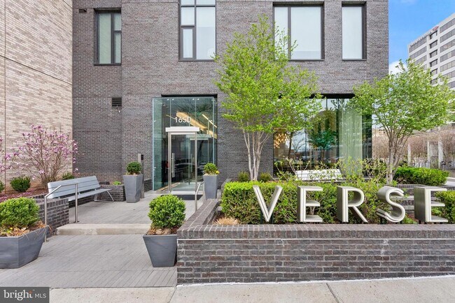 Foto del edificio - 1650 Silver Hill Dr