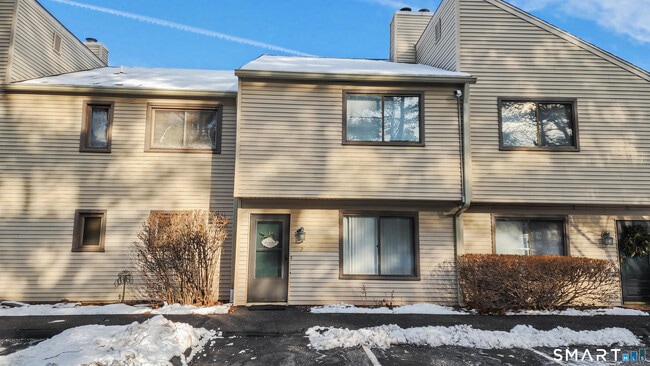 Building Photo - 1 Horizon Dr