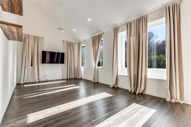 Foto del edificio - 9807 Romo St