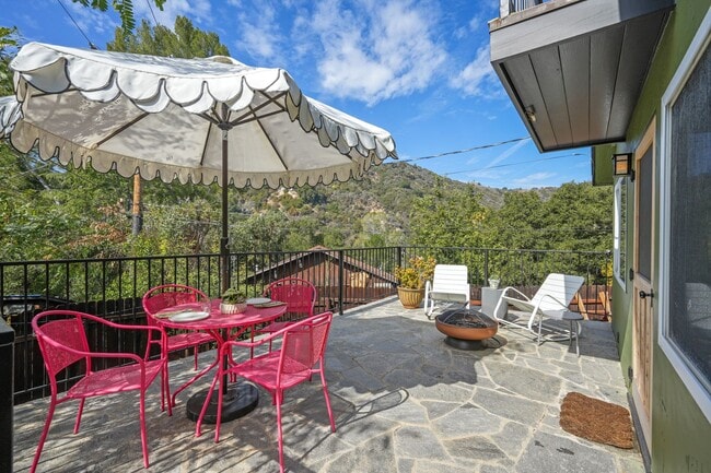 Foto del edificio - 21549 Summit Trail
