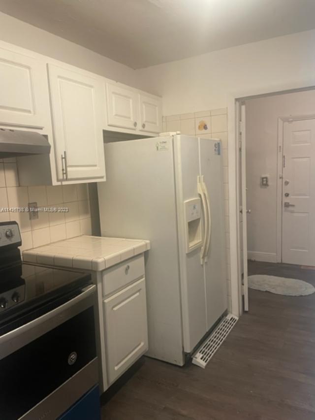 Kitchen - 2993 NW 191st Ter
