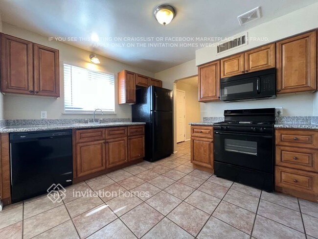 Foto del edificio - 400 N Sunset Dr