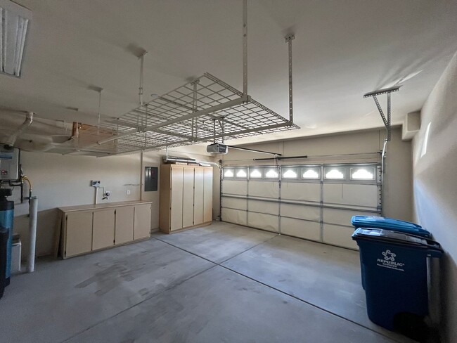 Foto del edificio - 55+ Community Home in Anthem