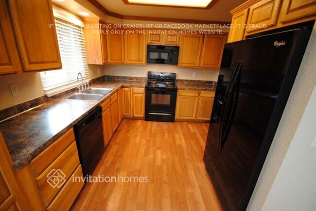 Foto del edificio - 9617 66th Dr NE