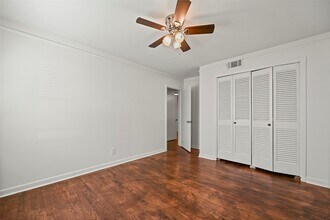 Building Photo - 4413 W 43rd St