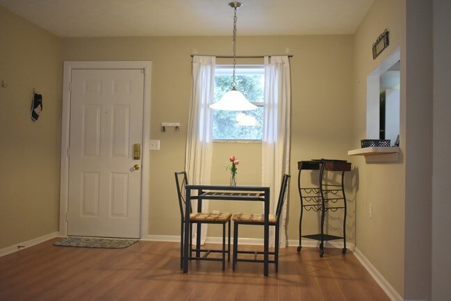 Foto del edificio - 4836 Atlantic Blvd