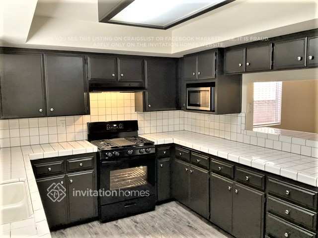 Foto del edificio - 35334 Mountain View St