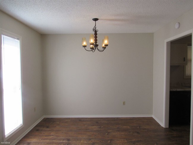 Building Photo - 6671 Windflower Ln