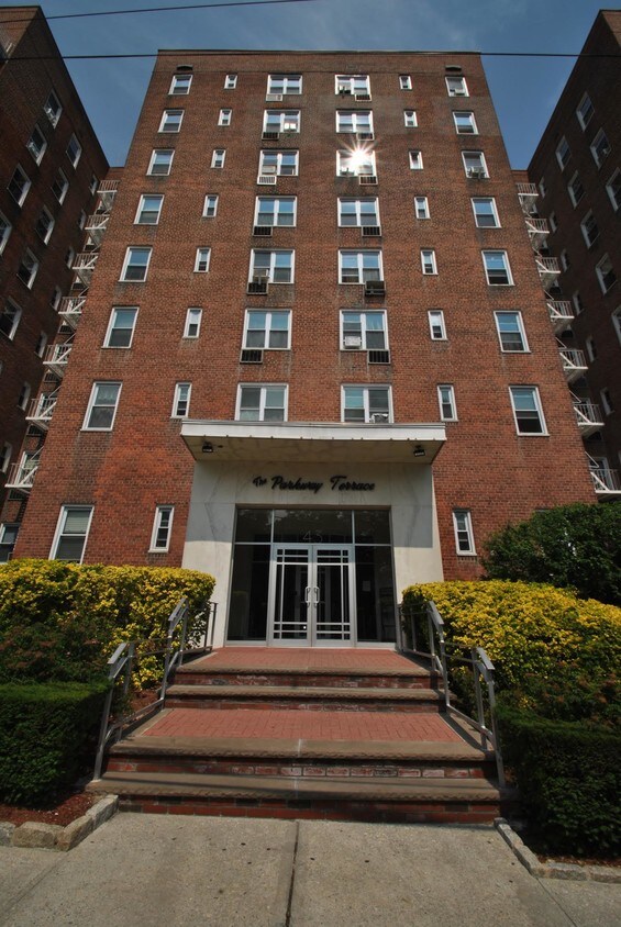 43 Bronx River Rd, Yonkers, NY 10704 Apartments in Yonkers, NY