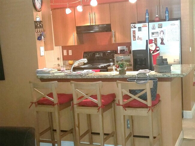 Foto del edificio - 5880 W Sample Rd