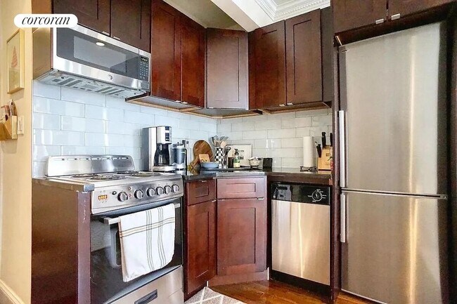 Foto del edificio - 604 E 9th St