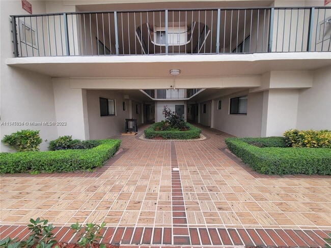 Building Photo - 8540 SW 133rd Avenue Rd