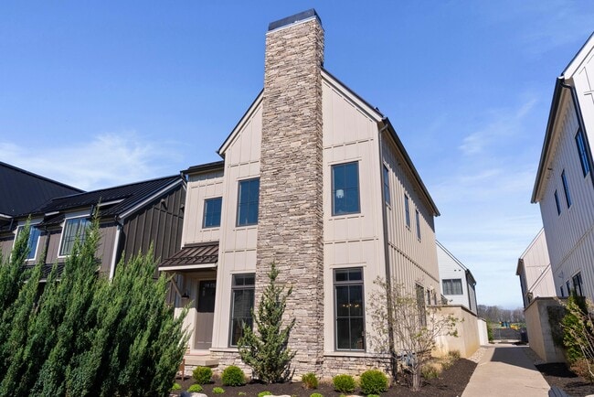 Building Photo - 2899 Katmai Dr
