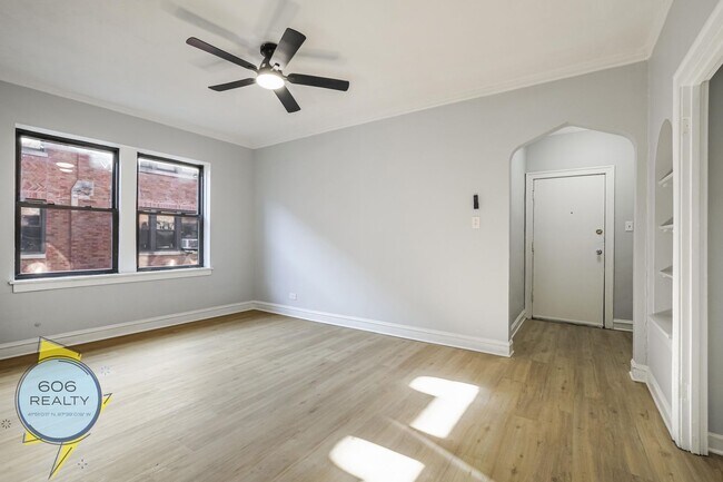 Foto del edificio - 5250 S Drexel Ave