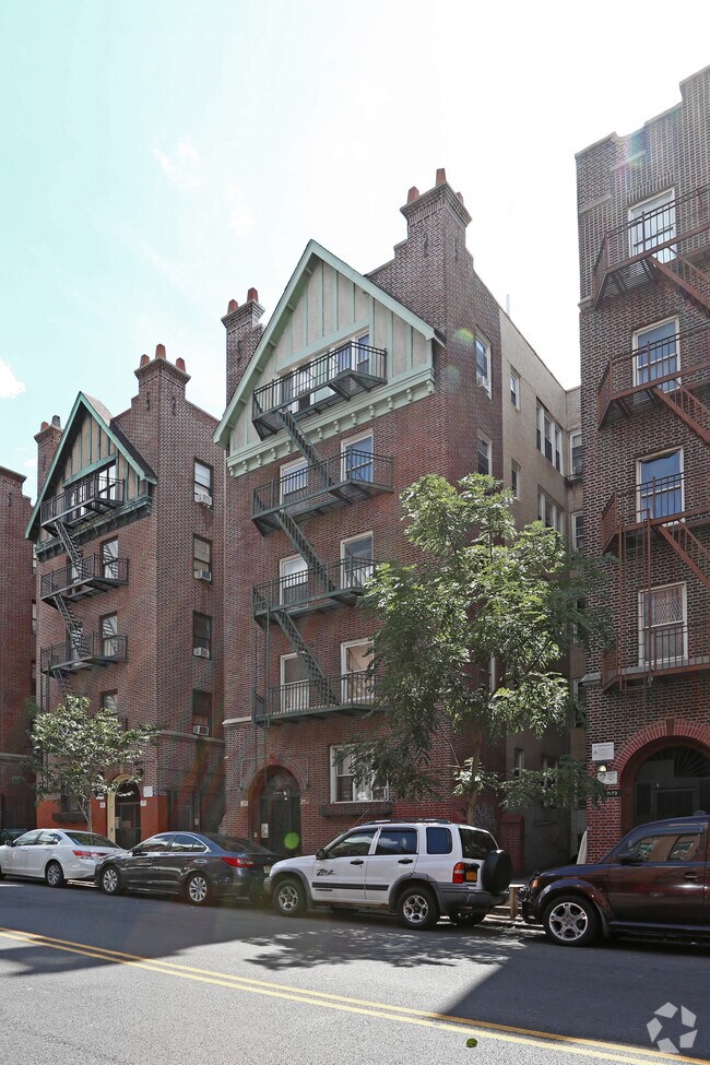Building Photo - 75-77 Post Ave