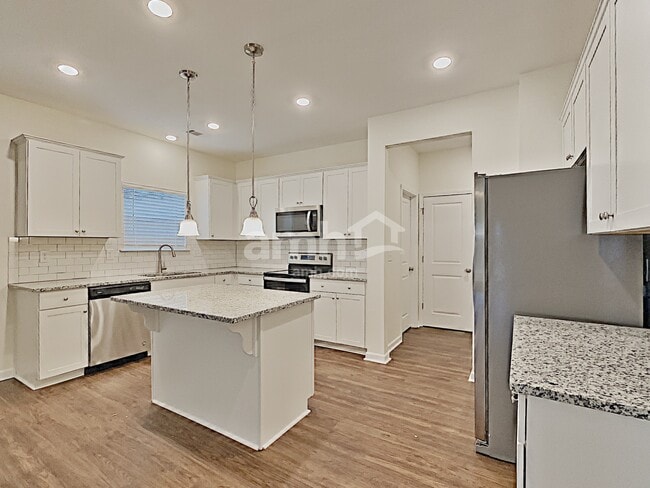 Foto del edificio - 277 Ivy Brook Dr