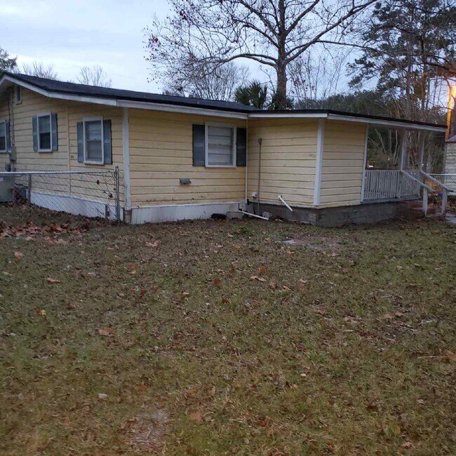 Building Photo - 86114 Harry Green Rd