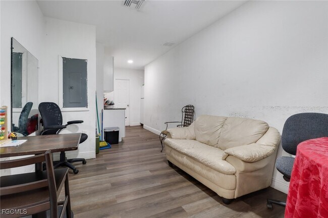 Foto del edificio - 4180 Sabal Ln