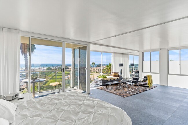 Foto del edificio - 1200 Harbor Dr N