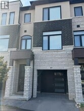 Building Photo - 290 Equestrian Way