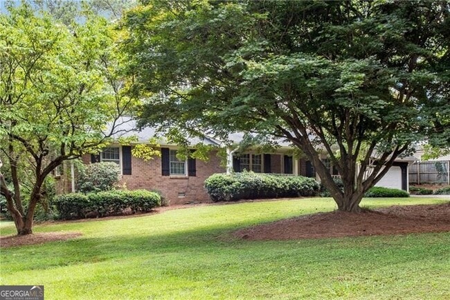 Building Photo - 2408 Pinkney Dr