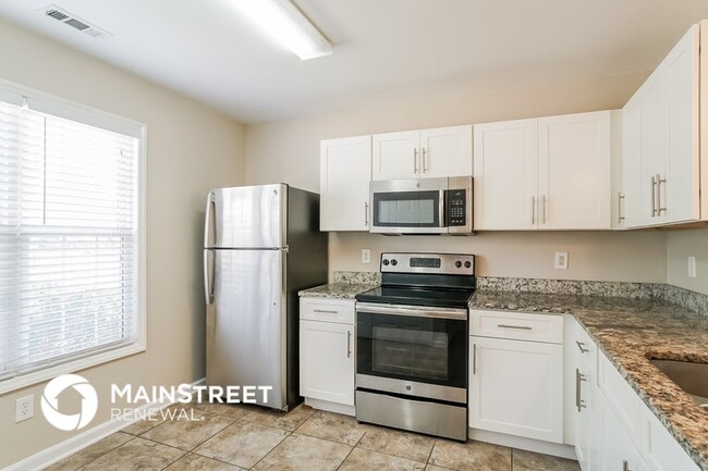 Building Photo - 5436 Advantis Dr