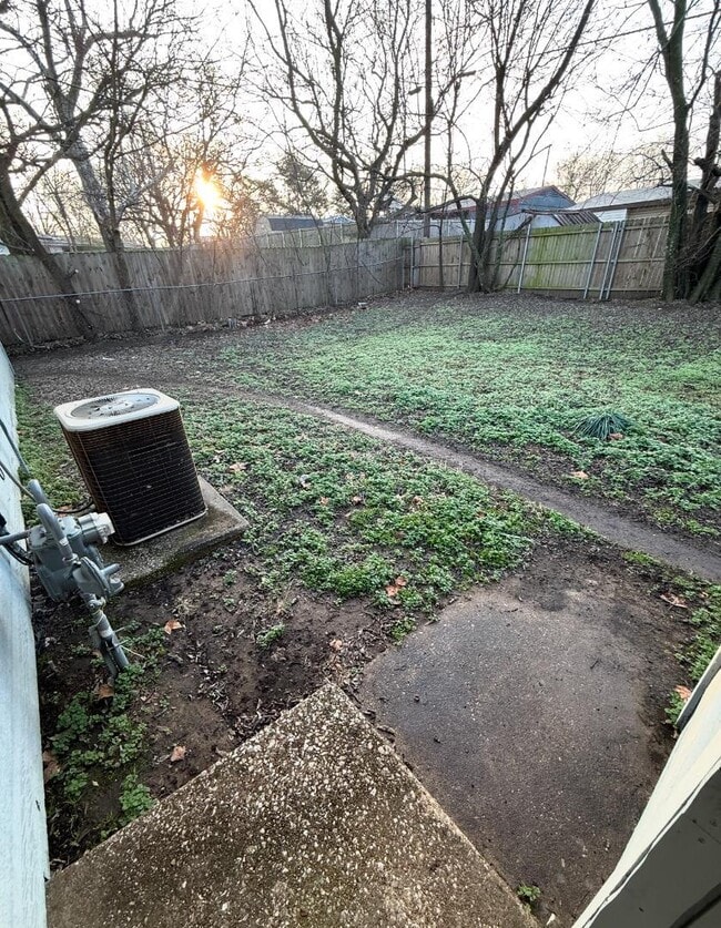 Building Photo - 146 Doolittle Dr