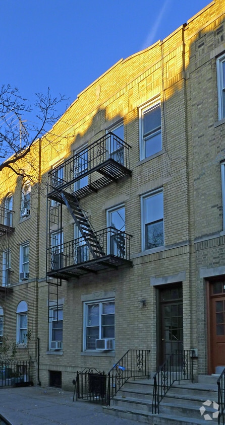 Building Photo - 31-68 35th St