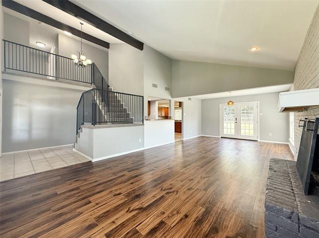 Building Photo - 405 Peninsula Dr